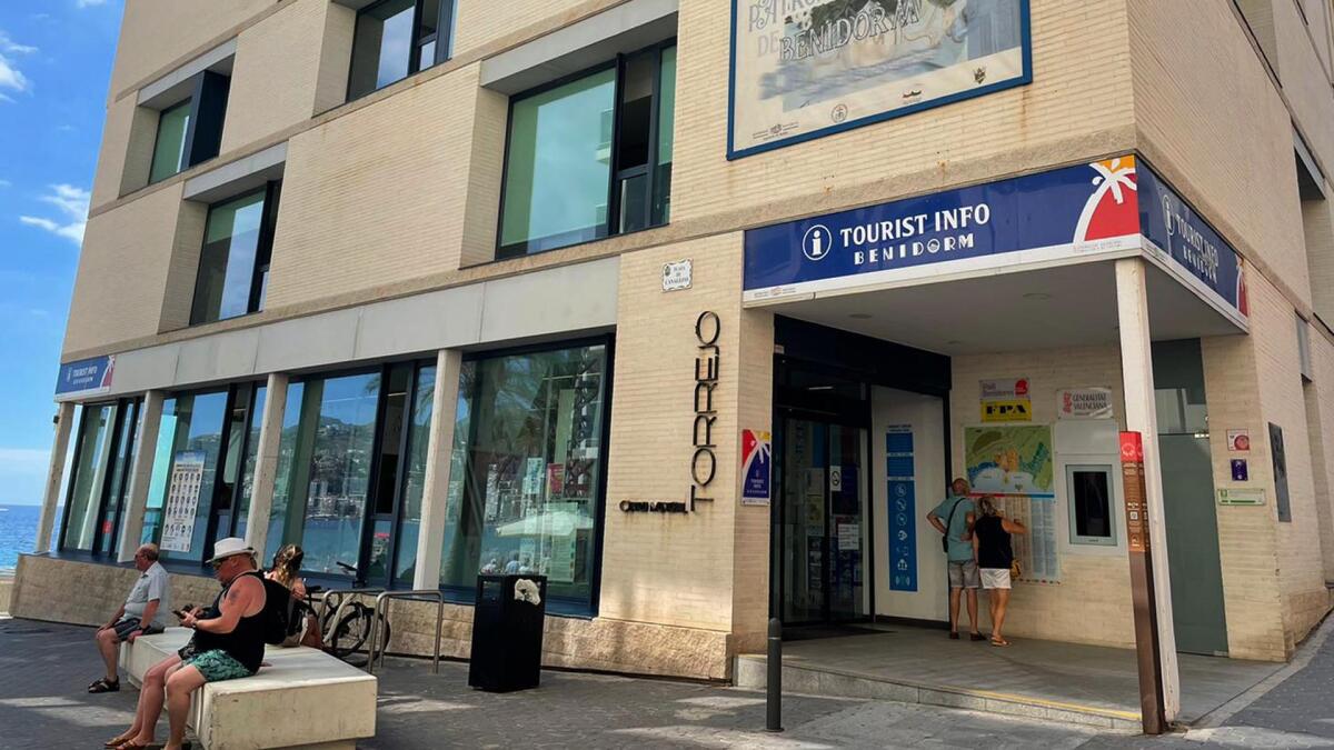 Las oficinas de Turismo de Benidorm renuevan las certificaciones de calidad y sostenibilidad que concede el ICTE