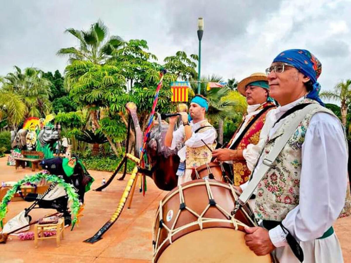 Terra Natura Benidorm celebra el Día de la Comunidad Valenciana con música, danza y actividades tradicionales