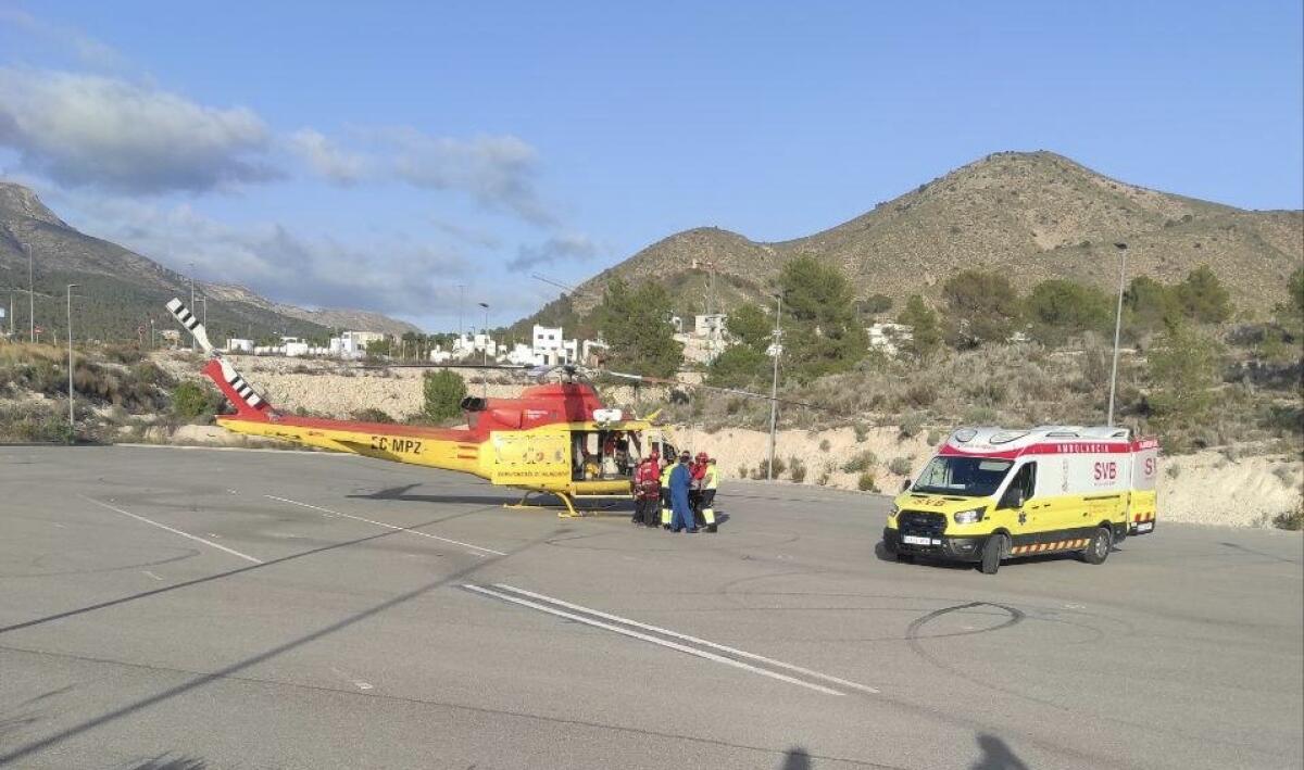 NUEVO ESPACIO PARA EMERGENCIAS EN FINESTRAT CON CAPACIDAD PARA EL ATERRIZAJE SIMULTÁNEO DE 2 HELICÓPTEROS