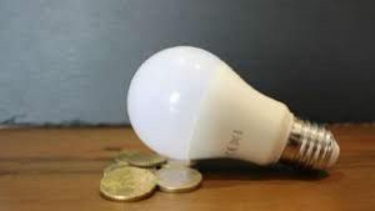 El precio de la luz hoy martes 1 de noviembre: las horas más baratas de la tarifa