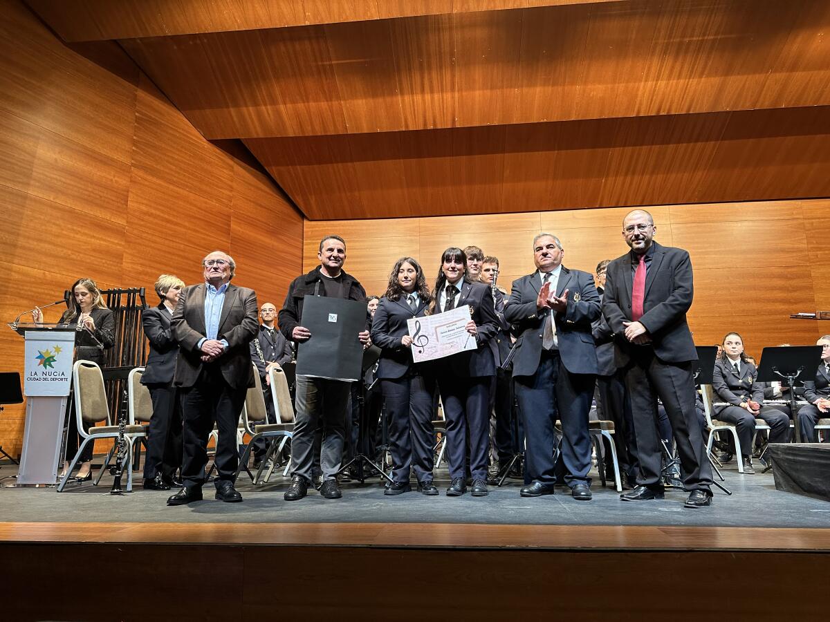 La Unió Musical La Nucía recaudó fondos para Massanasssa en el “Concert de Santa Cecília” 