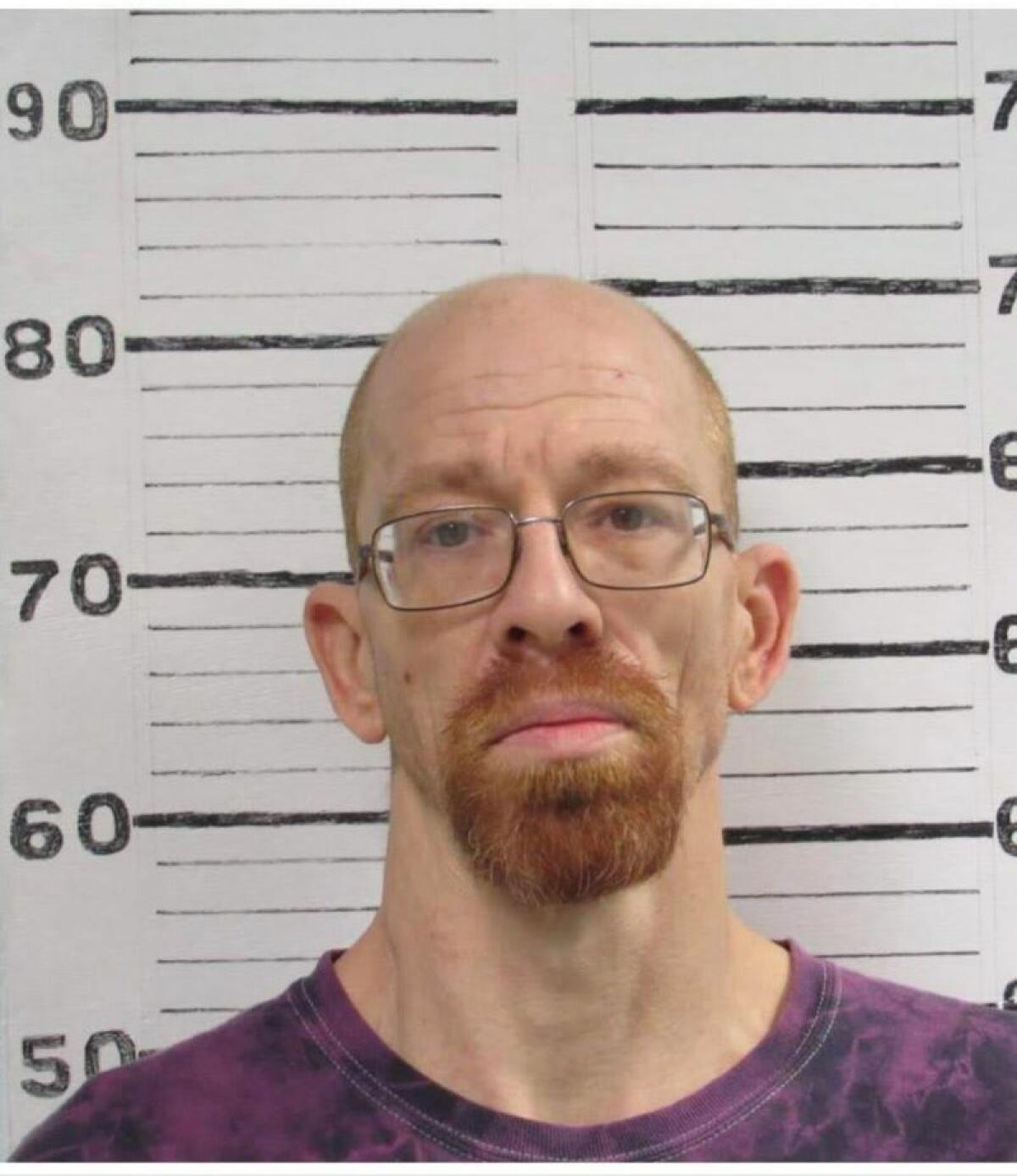 John Edward Kraft, detenido por estrangular y enterrar viva a su hija de 6 años