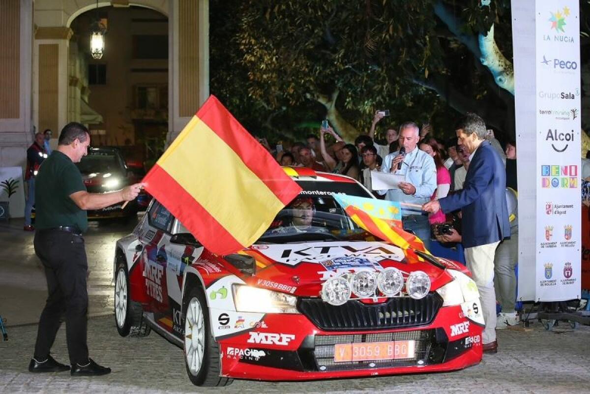 Cientos de ciudadanos vibran en la Diputación con el inicio del Rallye La Nucía-Mediterráneo ‘Trofeo Costa Blanca’