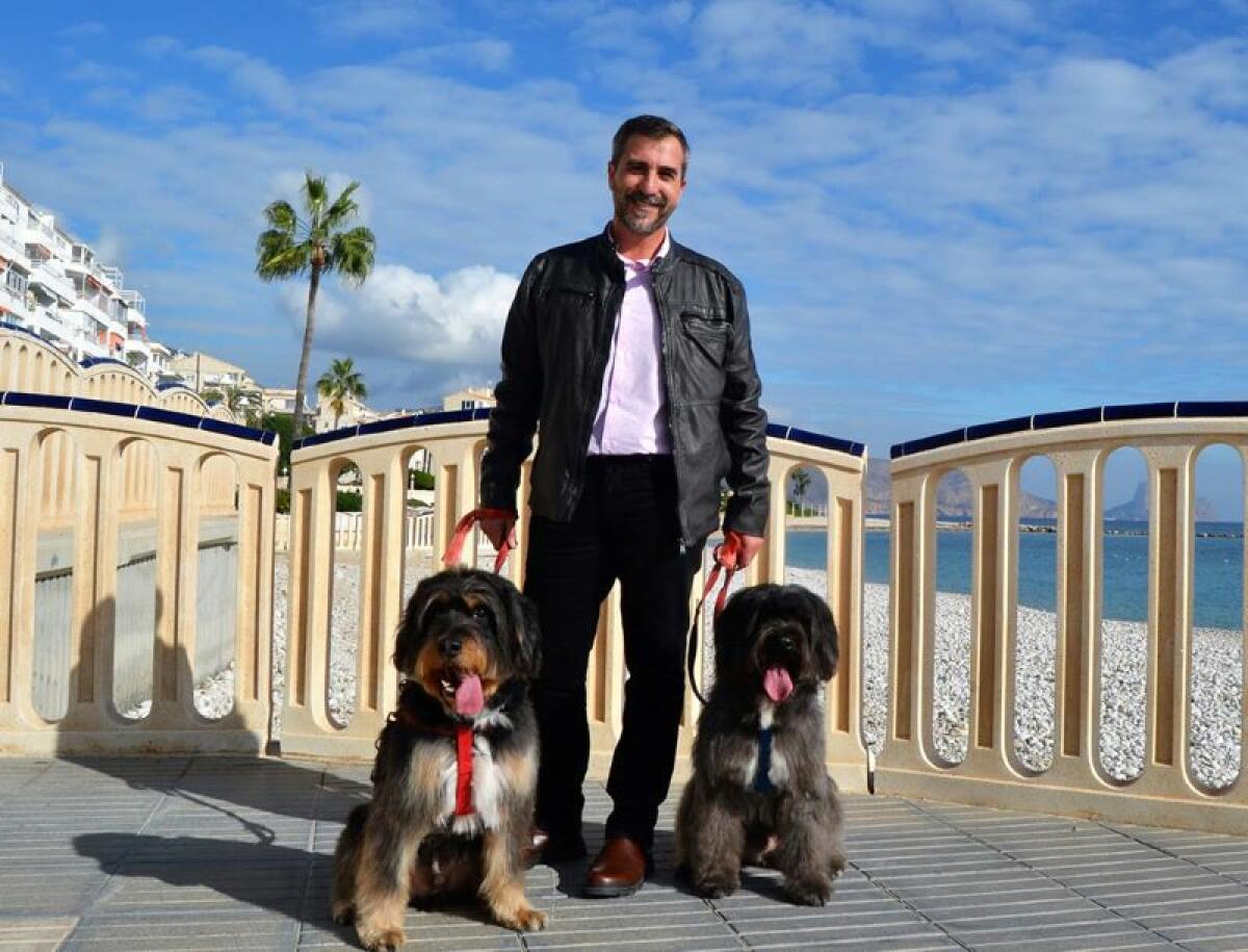 El Ayuntamiento de Altea convoca las bases que regulan la creación de una bolsa de empleo de técnico de sanidad dirigida a veterinarios y veterinarias