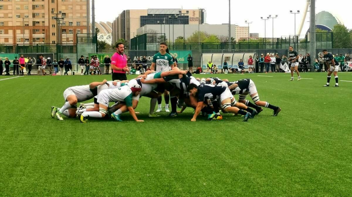 Huesitos La Vila Rugby Club gana en Valencia y jugará la final en Las Rozas frente a Industriales.