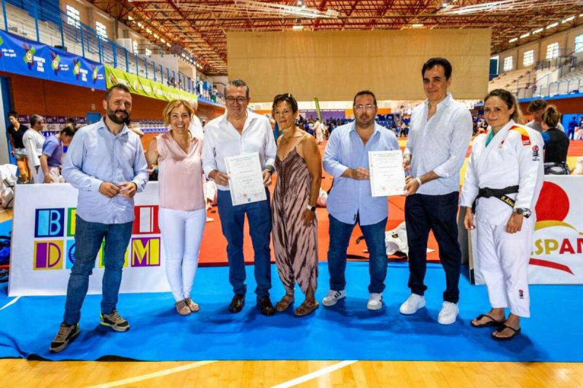 Judocas de elite de 25 países participan en un ‘stage’ en Benidorm