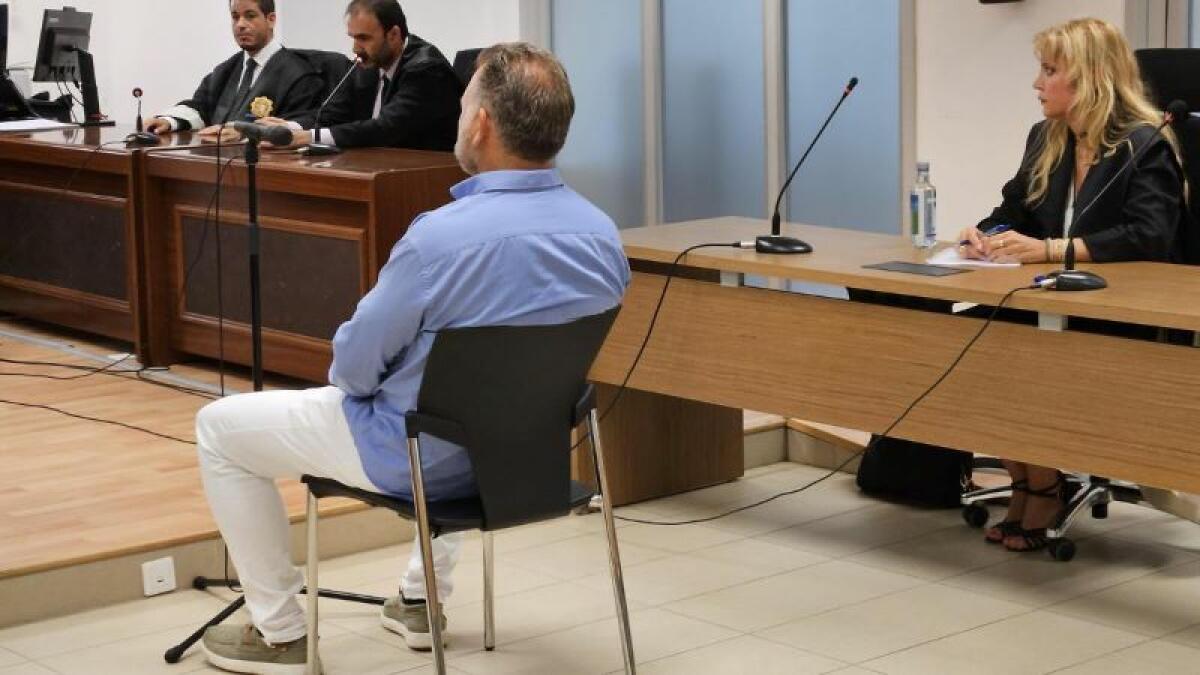 Condenado a 19 meses por entrar en casa de su exmujer en La Vila Joiosa para oler sus bragas