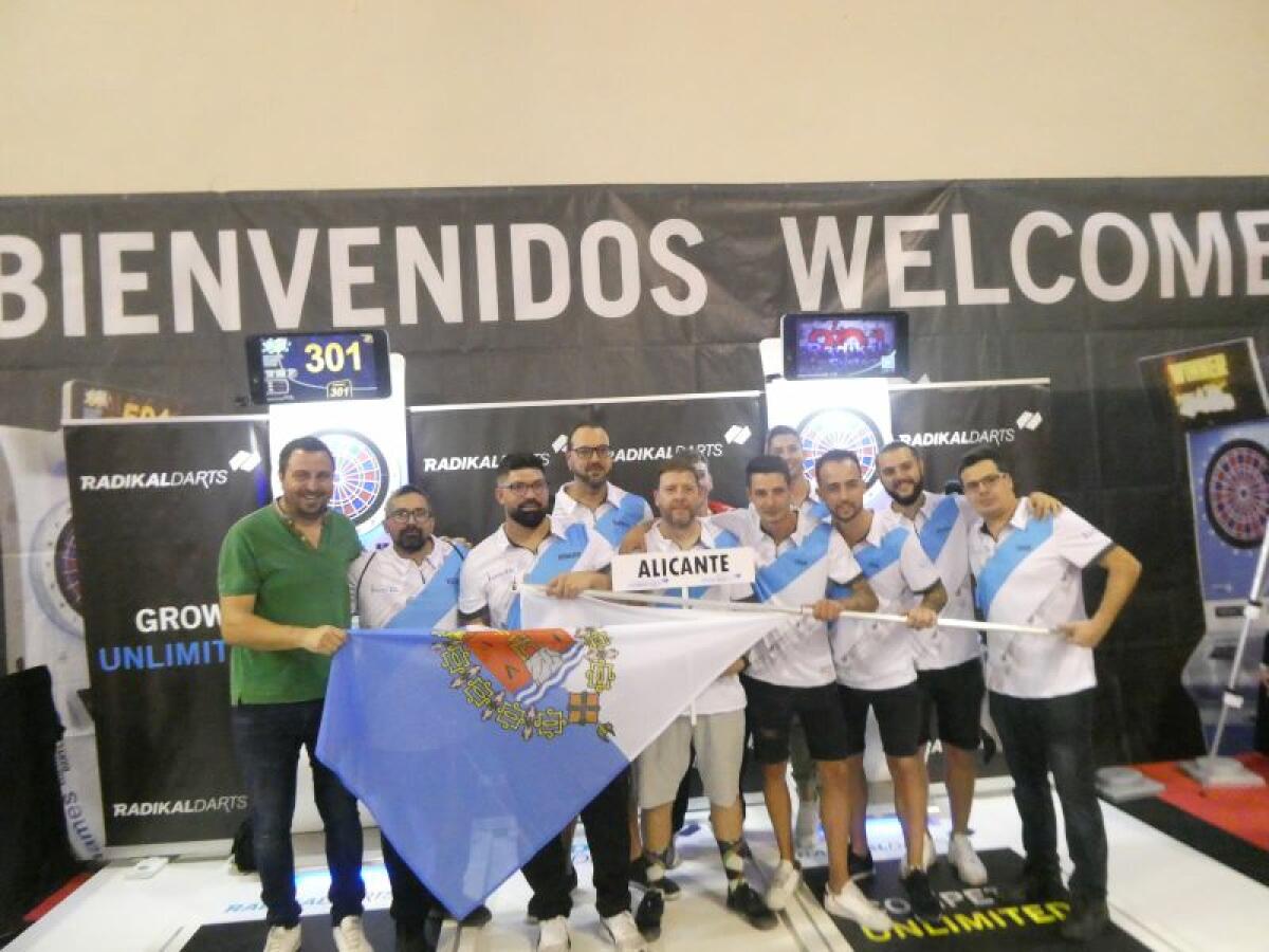 El Internacional de Dardos reúne en La Nucía a 3.500 jugadores de 7 países
