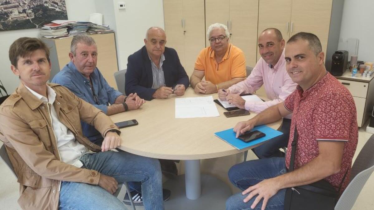 El campo de futbol de Callosa d’en Sarrià tendrá nuevas medidas y césped artificial antes de acabar el año