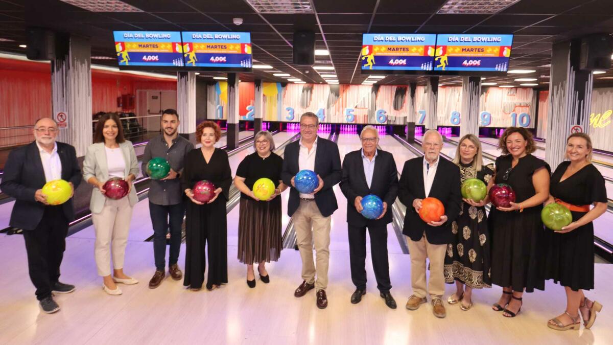 Bowling Benidorm celebra su 50 aniversario con un emotivo acto en sus instalaciones