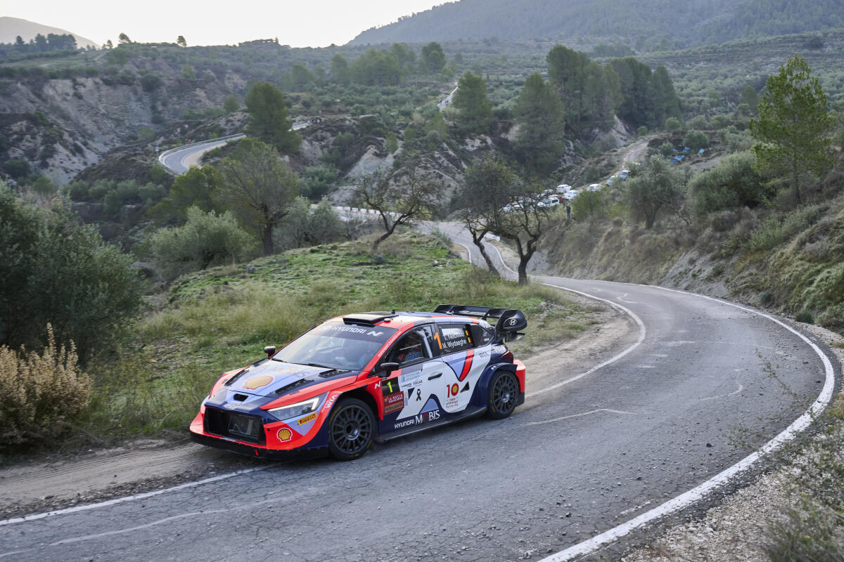 Robert Virves gana el 30º Rallye de La Nucía y Cagiao se alza con el Nacional 