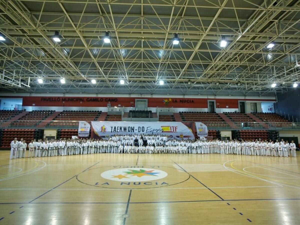 250 taekwondistas participaron en el Congreso Nacional de La Nucía