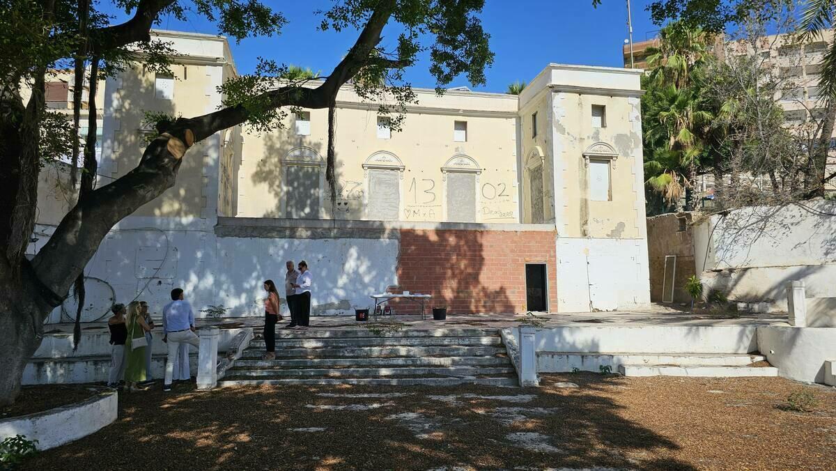 Finalizan las obras de emergencia para prevenir el riesgo de derrumbe de la Casa de la Senyoreta, edificio protegido del conjunto histórico de Villajoyosa