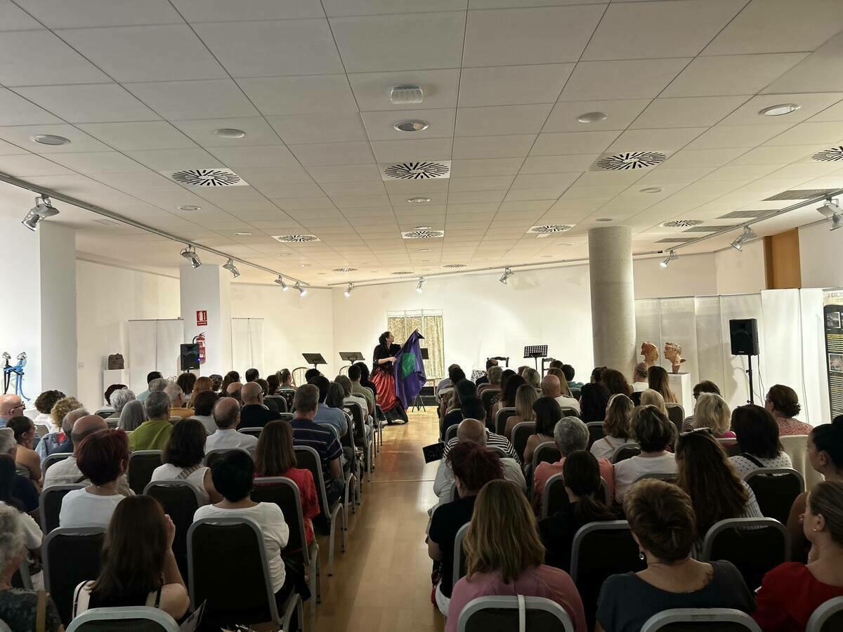 La sala Llevant de l’Auditori se llenó en la lectura teatralizada de “Mariana Pineda”