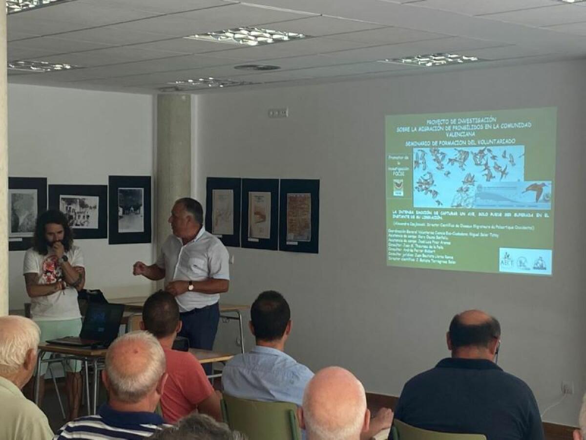 El Aula de la Natura de la Vila Joiosa acoge un seminario formativo sobre la migración de fringílidos en la Comunitat Valenciana