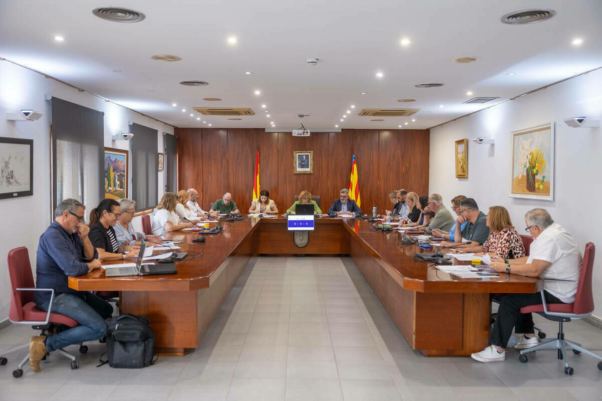 L’Alfàs aprueba la cesión de 9.215 m2s de suelo para la construcción de viviendas de protección pública