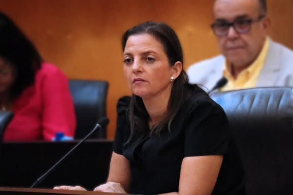 El PSOE considera una “burla” la oferta de negociar los presupuestos