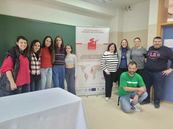 Alumnado del IES L’Arabí participa en un taller sobre soberanía alimentaria y consumo responsable