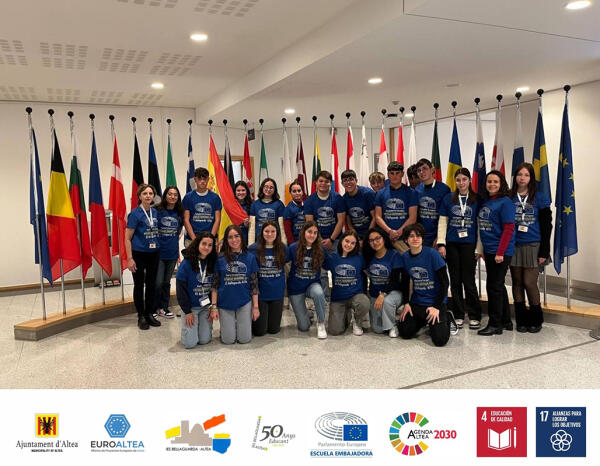 Alumnos y profesores del IES Bellaguarda viajan a Bélgica en el marco del programa “Escuelas Embajadoras del Parlamento Europeo”