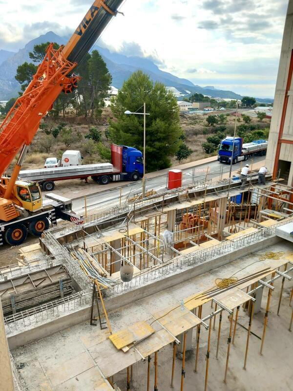 Avanzan con gran ritmo las obras de construcción del “tercer edificio” de servicios municipales en Callosa d’en Sarrià
