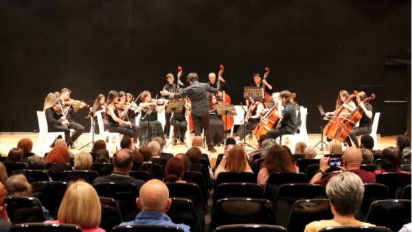 La Orquesta de Cámara de la Unión Musical conmemora con un concierto el otorgamiento de la Carta de Poblament