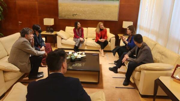Una delegación oficial de Ucrania visita Benidorm para conocer nuevas formas de promoción y cómo se gestiona un DTI  