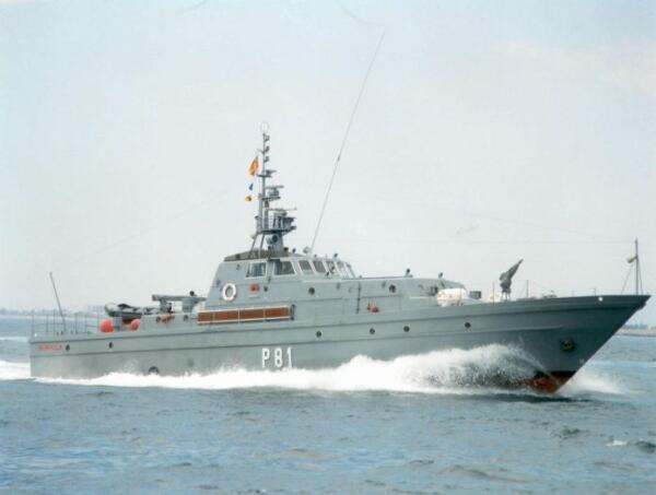 El patrullero “Toralla” de la Armada Española hace escala en el puerto de Villajoyosa  
