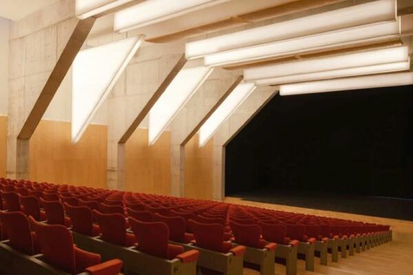 Cultura sólo programa una actuación en dos meses en el nuevo auditorio del Centro Cultural