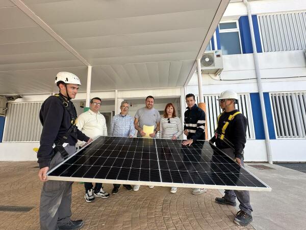 La Nucía invierte 45.699,89 € en las placas solares del Colegio Muixara