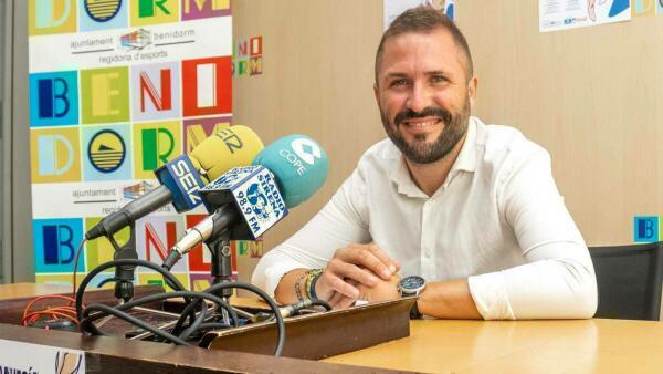 Jordá: “El PSOE primero intentó alarmar a los ciudadanos y ahora lo está intentando con los comerciantes de Benidorm”  