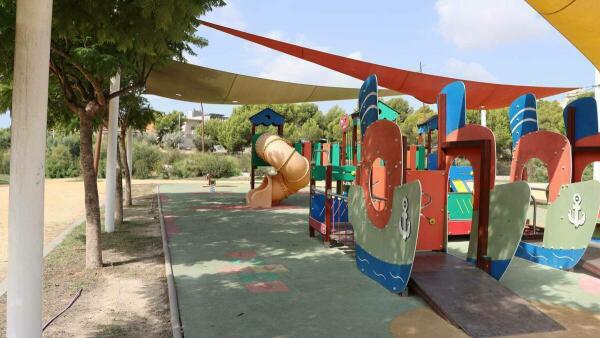 Benidorm instalará nuevas zonas de sombra en los parques infantiles de la ciudad 