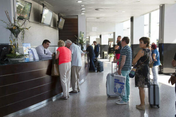El nuevo convenio de hostelería de Alicante contempla subidas salariales de hasta el 4% anual 