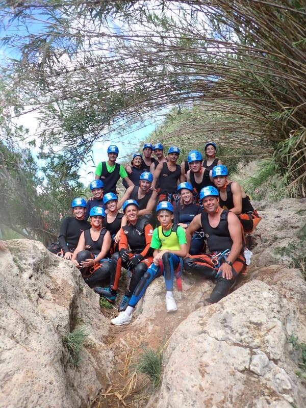 Gran éxito de la excursión de Juventud al Barranco de Anna