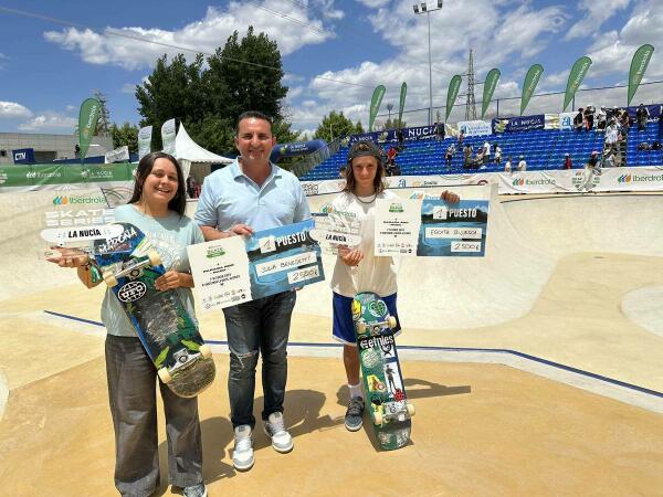 Julia Benedetti y Egoitz Bijueska ganan las Iberdrola Skate Series de La Nucía