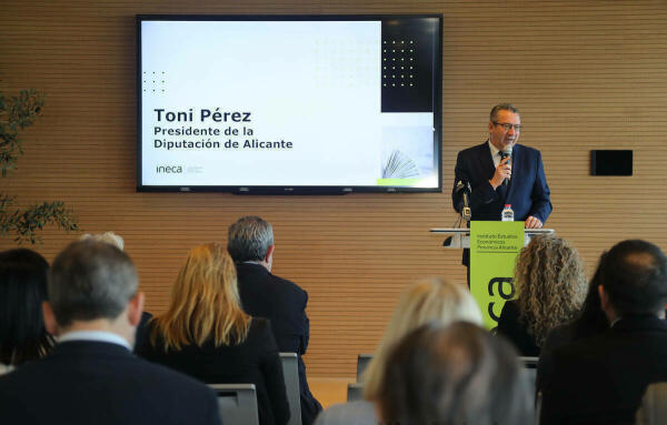 Toni Pérez resalta la riqueza productiva de la provincia como activo económico de la Comunitat y de España 
