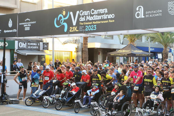 La Gran Carrera del Mediterráneo arrancará el domingo con un homenaje a las víctimas de la DANA  