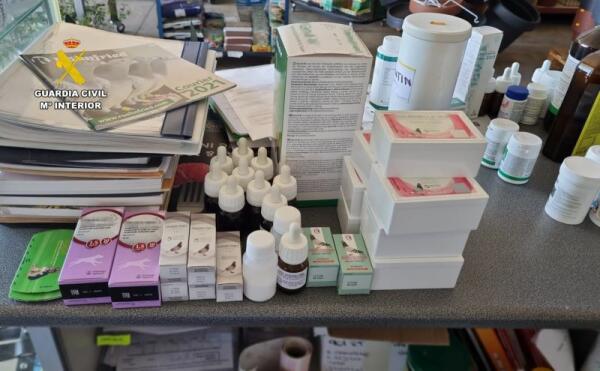 La Guardia Civil investiga a tres personas por venta ilegal de medicamentos veterinarios 