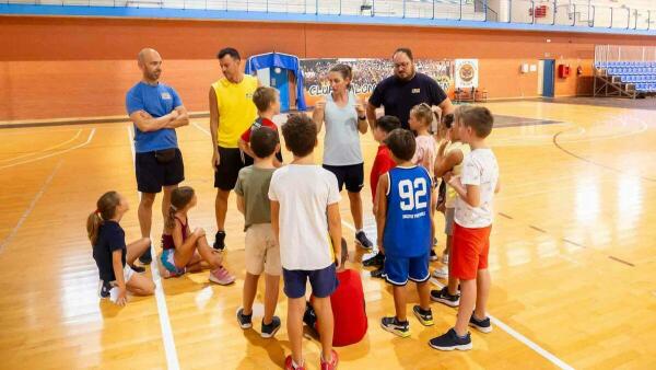 Las Escuelas Deportivas Municipales incorporan este curso por primera vez un programa de multideporte 