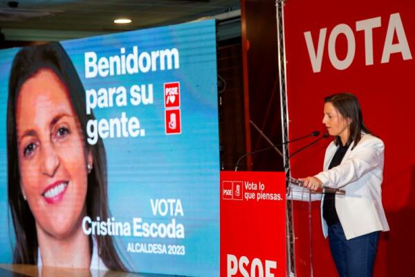 Cristina Escoda apela al voto útil: “En Benidorm, sólo votar mi candidatura garantiza el cambio” 