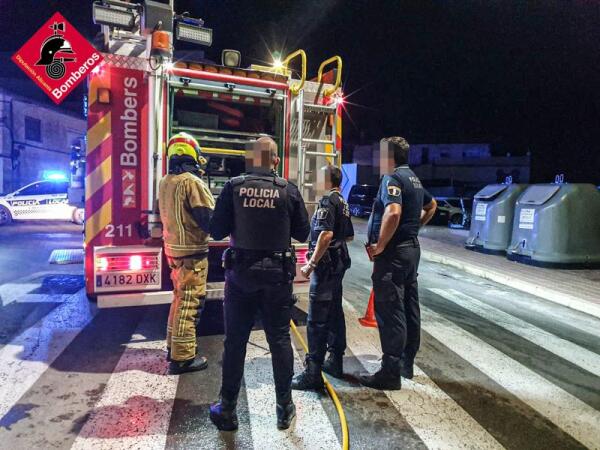 INCENDIO VIVIENDA EN ALFAZ DEL PI 