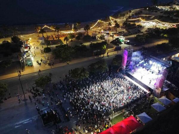 Más de 2000 personas vibran al ritmo de las actuaciones de la música pop rock del Maror Festival