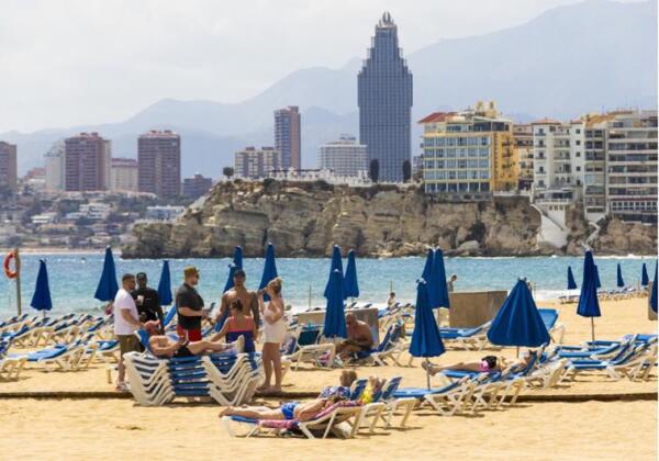 Alberto Varela: “Los hoteleros españoles esperamos el verano de nuestra vida pero sin querer morir de éxito” 