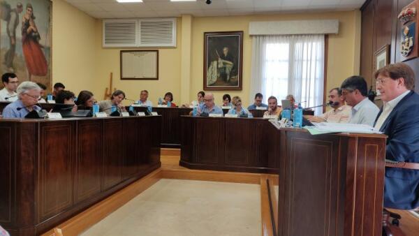 El Pleno del Ayuntamiento de la Vila Joiosa aprueba por amplia mayoría las propuestas sobre organización municipal planteadas por el Alcalde Marcos Zaragoza 