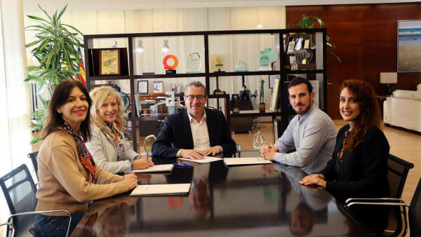 Benidorm renueva el acuerdo con Jeturbe para la cesión de una oficina en el ‘Espai Coworking’