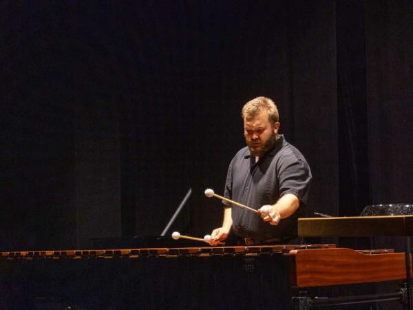 Pablo Mor abre el Curso Internacional de Música con un concierto de marimba