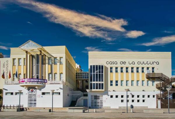 Finestrat se adhiere al convenio de colaboración entre el Institut Valencià de Cultura y la FVMP