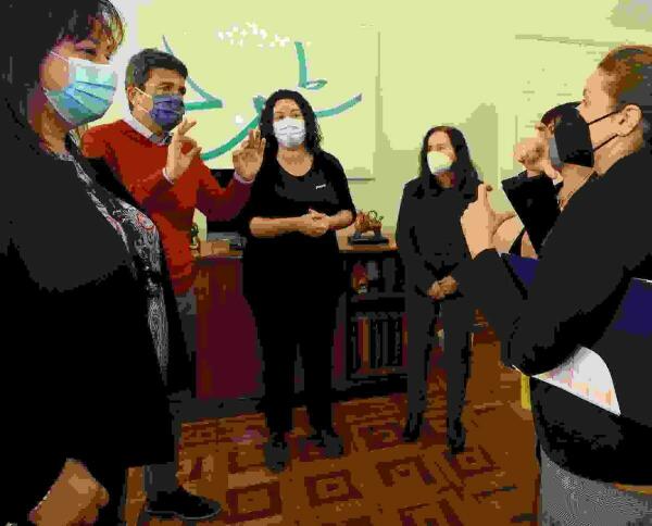 La Diputación adaptará las 46 oficinas de Suma de la provincia al sistema de video interpretación para personas sordas 