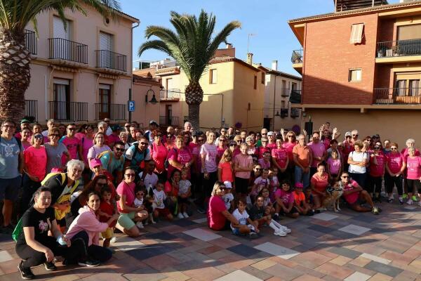 Marcha solidaria en Finestrat a beneficio de la Asociación Española contra el Cáncer 