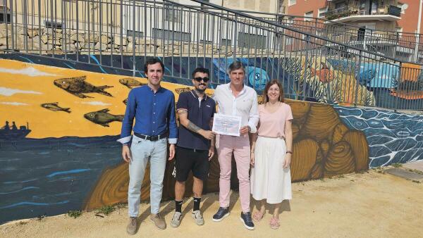 Finalizada la obra de street art del artista chileno Felipe Zúñiga, ganador de la primera edición del Concurso Street Art La Vila Joiosa Artistas Emergentes 