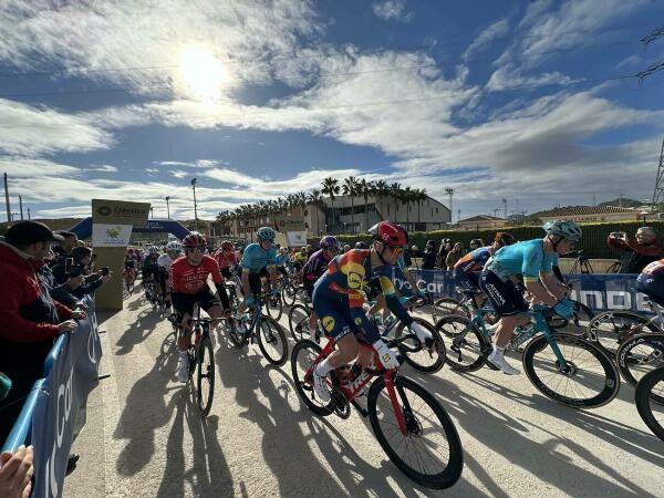 La ‘Clàssica Comunitat Valenciana’ abrió el ciclismo europeo desde La Nucía  